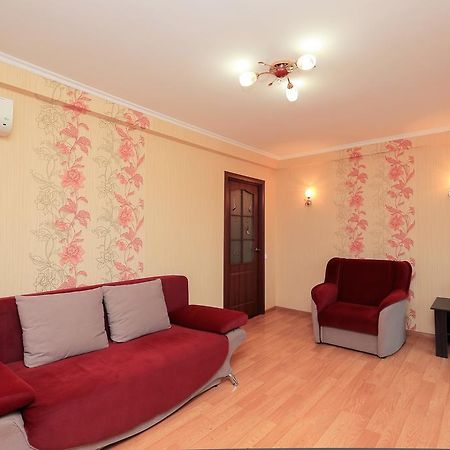 Apartment On Obolonskiy Prospect 12 Kijev Kültér fotó
