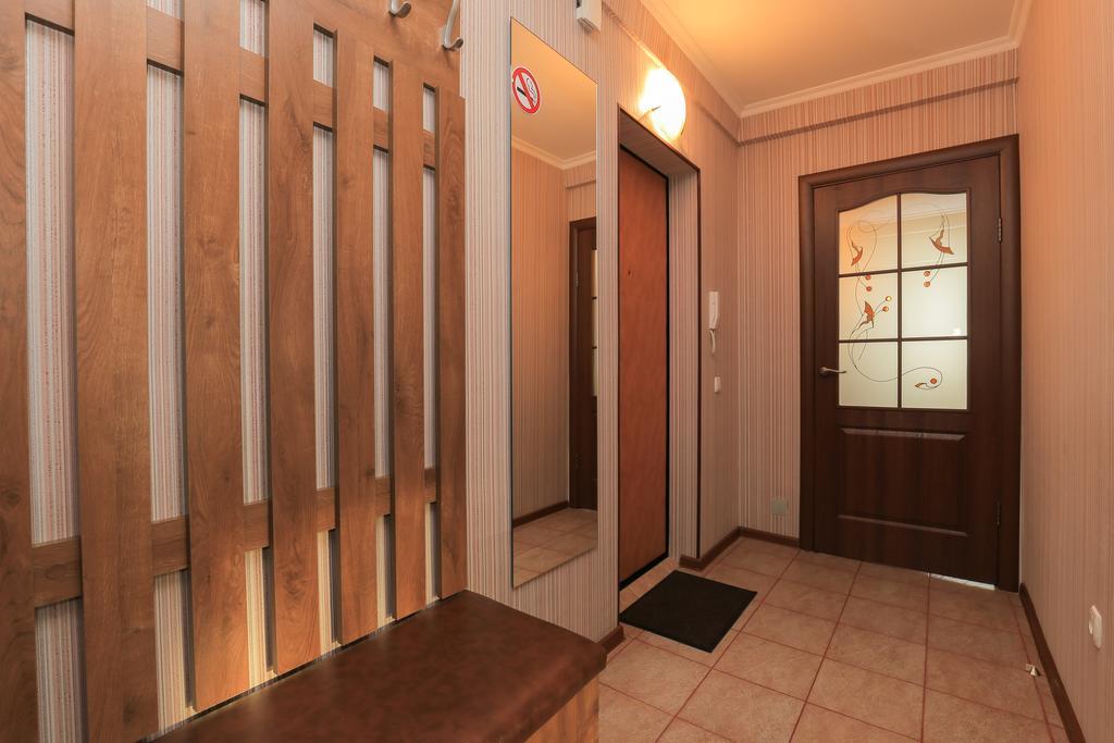 Apartment On Obolonskiy Prospect 12 Kijev Kültér fotó