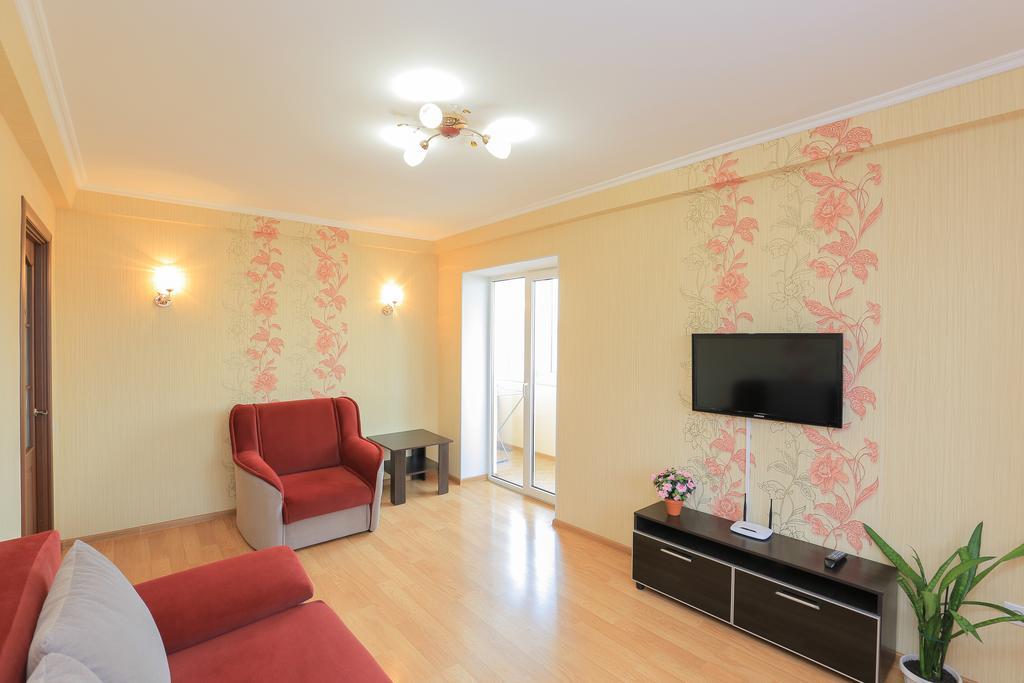 Apartment On Obolonskiy Prospect 12 Kijev Kültér fotó